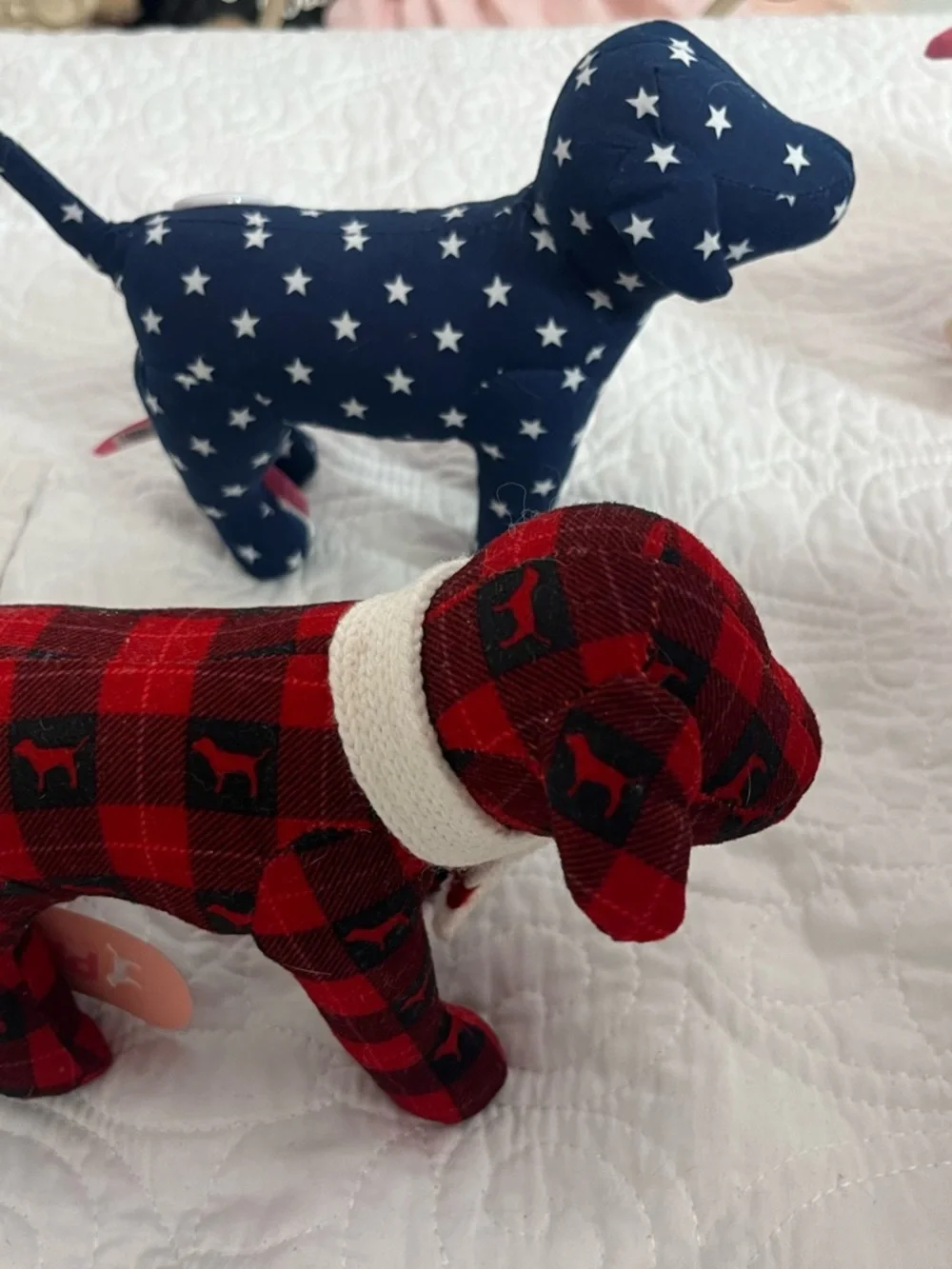 PINK Victoria's Secret Multi-Color Dog Plush Set (Red, Navy, Green, Pink) 4 pi - Picture 6 of 12